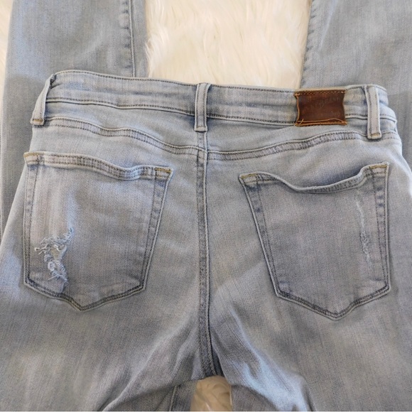 Lucky Jeans Light Wash Lolita Distressed Cropped Skinny Jeans Size 4/27 - Picture 9 of 11